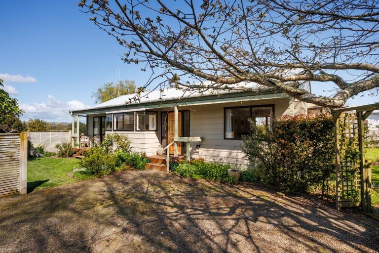 Photo of property in 136 Newbury Line, Newbury, Palmerston North, 4478