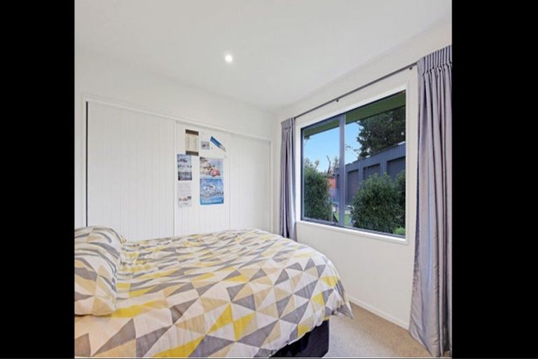 Photo of property in 205 High Street, Oxford, 7430