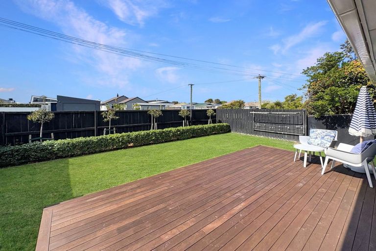 Photo of property in 1/218 Pine Avenue, South New Brighton, Christchurch, 8062