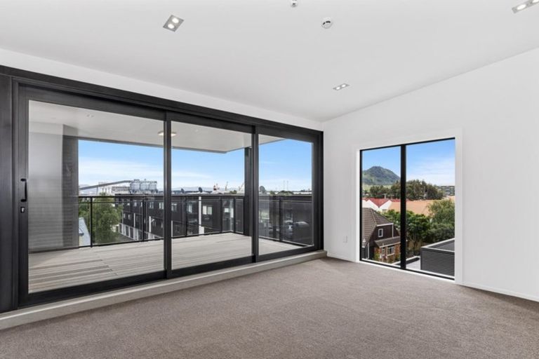 Photo of property in 2-06/424 Maunganui Road, Mount Maunganui, 3116