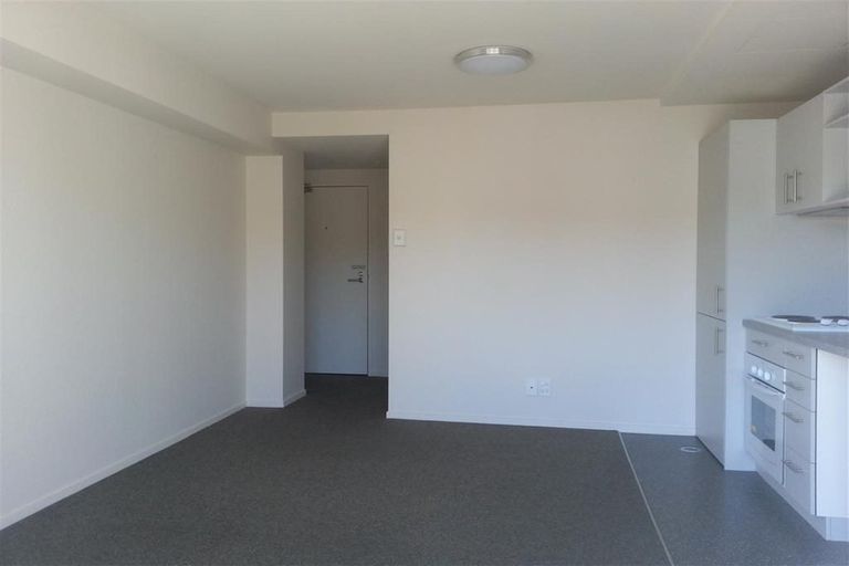 Photo of property in The Peak Apartments, 702/170 Taranaki Street, Te Aro, Wellington, 6011