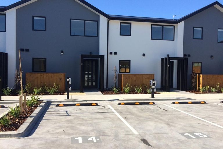 Photo of property in 14/25 Hargest Crescent, Sydenham, Christchurch, 8023