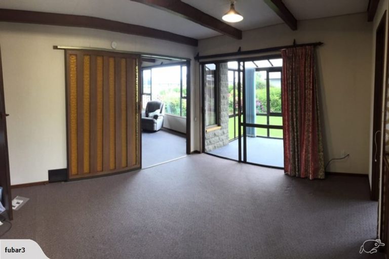 Photo of property in 126 Eglinton Street, Winton, 9720