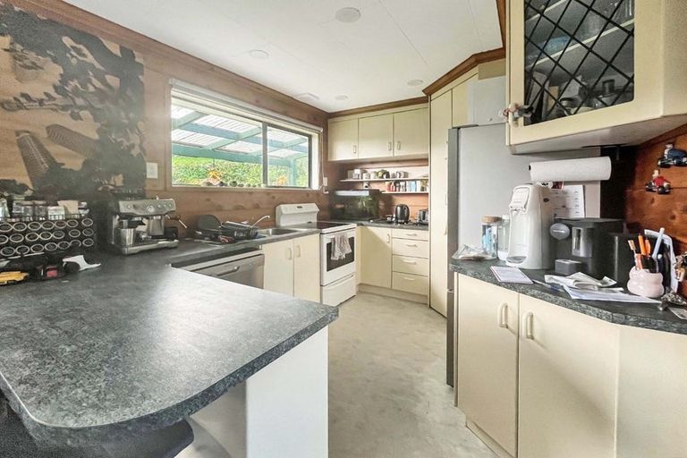 Photo of property in 75a Mountain Road, Western Heights, Rotorua, 3015