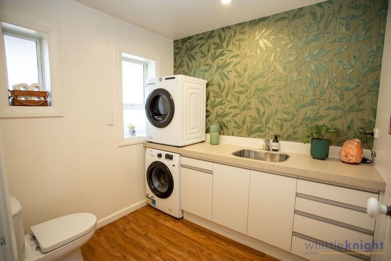 Photo of property in 71 Hamilton Avenue, Ilam, Christchurch, 8041