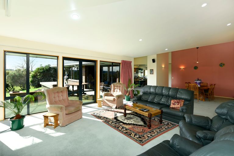 Photo of property in 143 Eighty Eight Valley Road, Wakefield, 7095