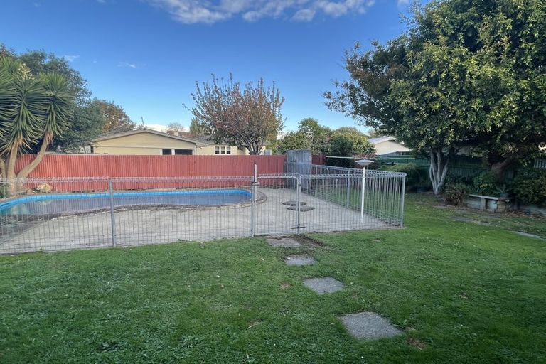 Photo of property in 24 Akaroa Avenue, Awapuni, Palmerston North, 4412