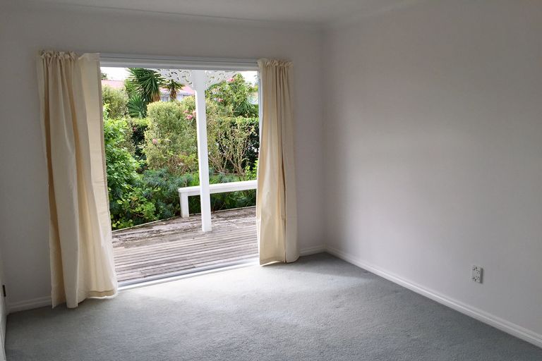 Photo of property in 2/137 Kerikeri Road, Kerikeri, 0230