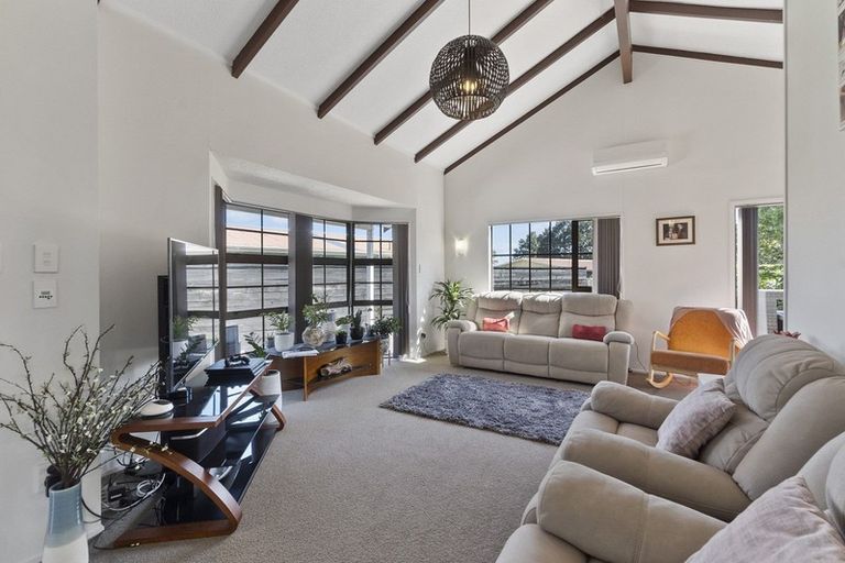 Photo of property in 14 Mcewan Place, Fitzroy, Hamilton, 3206