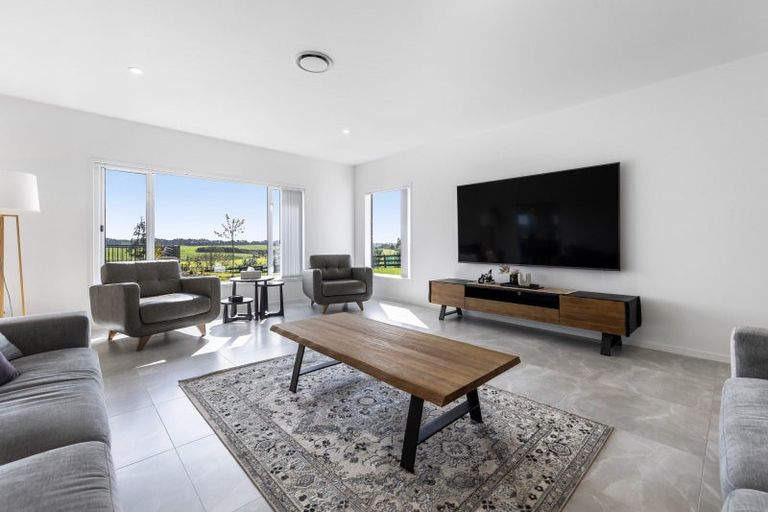 Photo of property in 133 Batty Road, Kingseat, Papakura, 2580