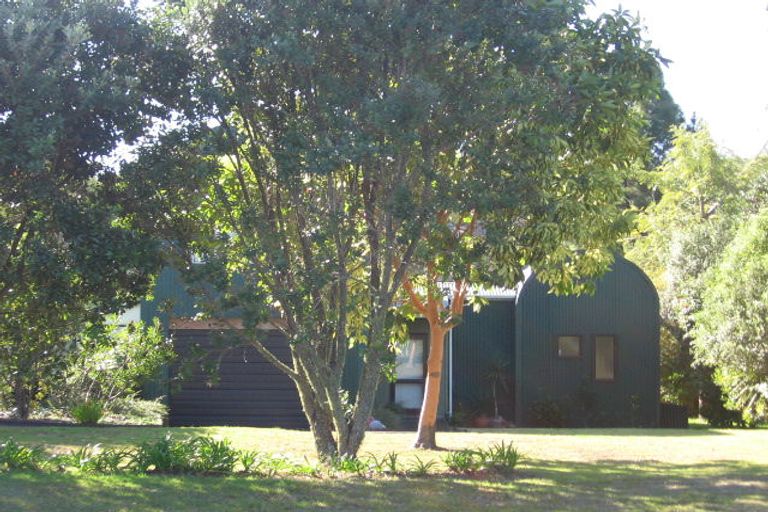 Photo of property in 97 Oyster Drive, Cooks Beach, Whitianga, 3591