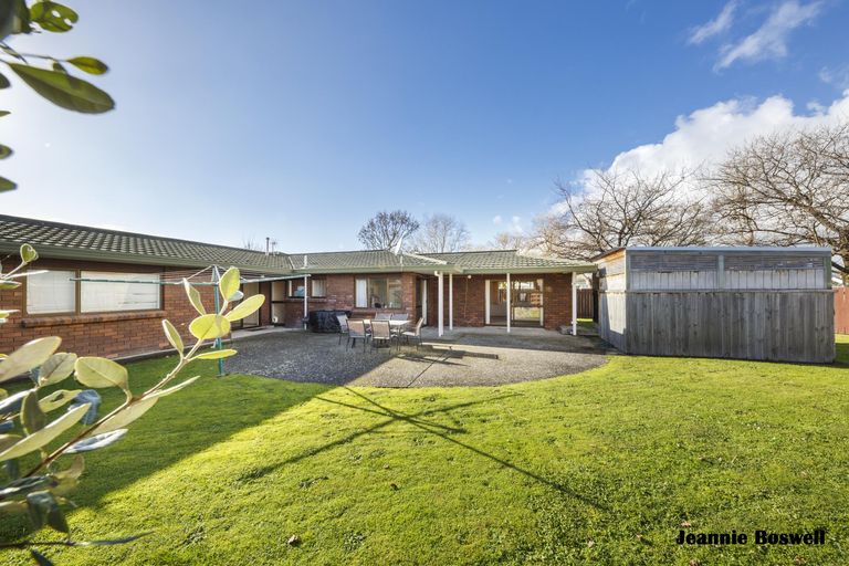 Photo of property in 37 Chippendale Crescent, Highbury, Palmerston North, 4412