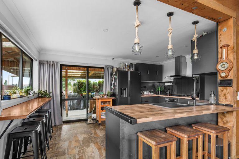 Photo of property in 249 Letts Gully Road, Letts Gully, Alexandra, 9393