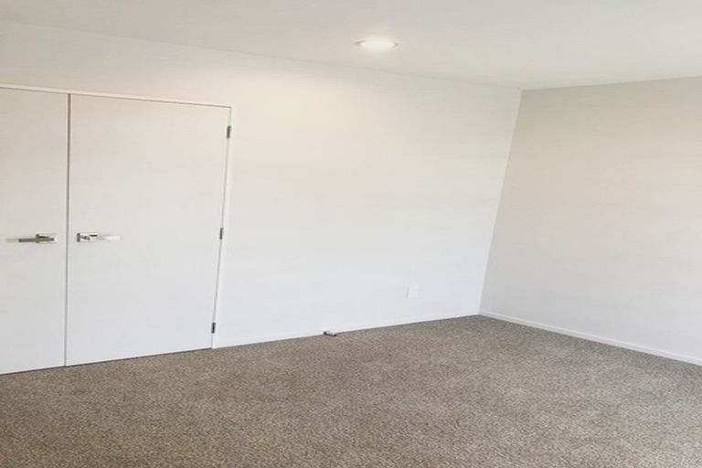 Photo of property in 38 Makamaka Lane, Albany Heights, Auckland, 0632