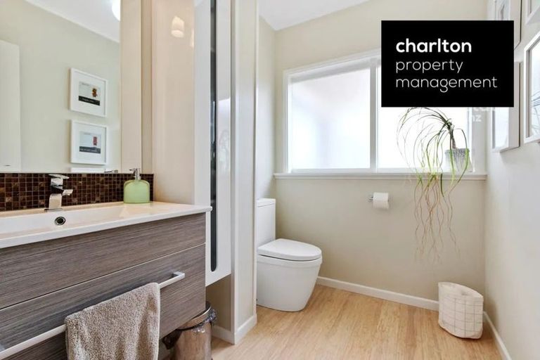 Photo of property in 273 Henderson Valley Road, Henderson, Auckland, 0612