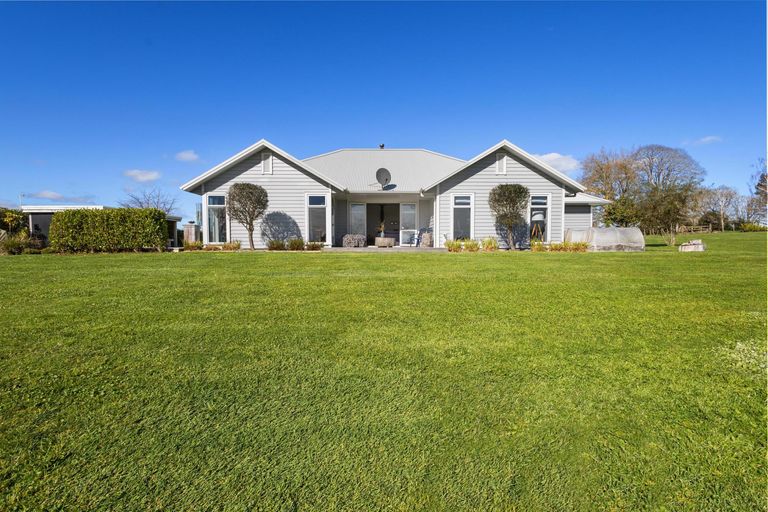 Photo of property in 238 Puketutu Road, Matamata, 3472
