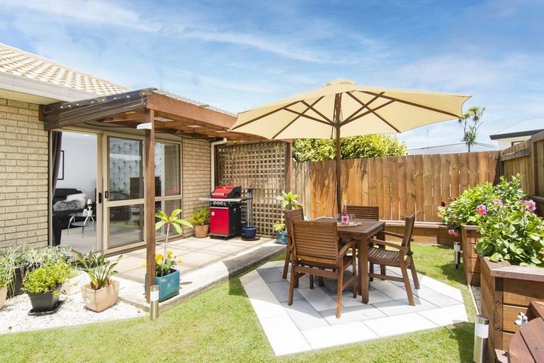 Photo of property in 20 Longstead Avenue, Papamoa Beach, Papamoa, 3118