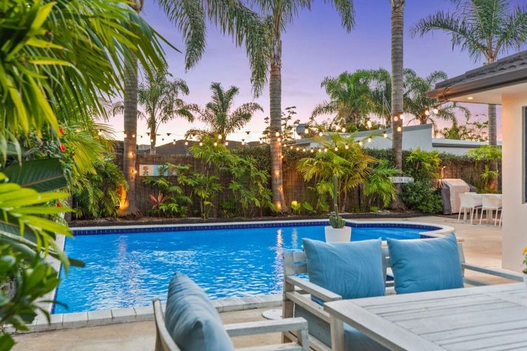 Photo of property in 16 Oriental Parade, Papamoa Beach, Papamoa, 3118