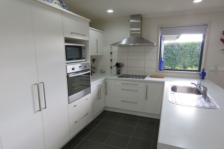 Photo of property in 24 Aranga Road, Kerikeri, 0230