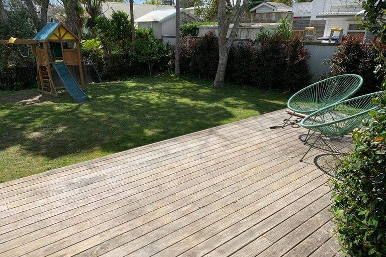 Photo of property in 24 Saint Leonards Road, Devonport, Auckland, 0624