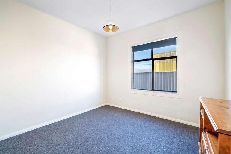 Photo of property in 16 Douglas Street, Balclutha, 9230