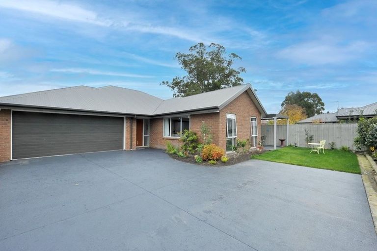 Photo of property in 10a Franklin Drive, Rangiora, 7400