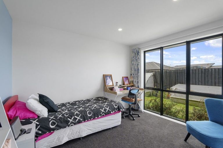 Photo of property in 52 Shadbolt Lane, Rolleston, 7614