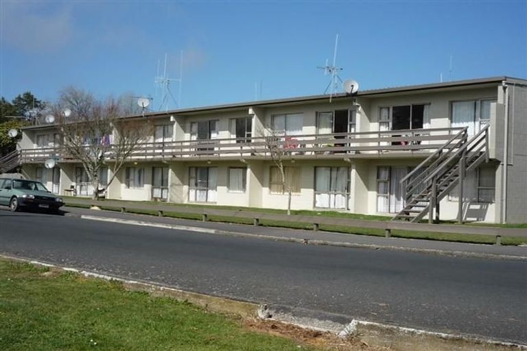 Photo of property in 236 Old Farm Road, Hamilton East, Hamilton, 3216