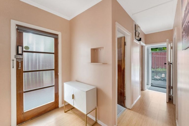 Photo of property in 28 Richmond Avenue, Karori, Wellington, 6012