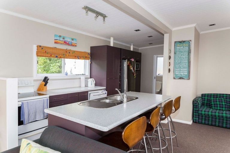 Photo of property in 18 Akitio Esplanade, Akitio, Pongaroa, 4991