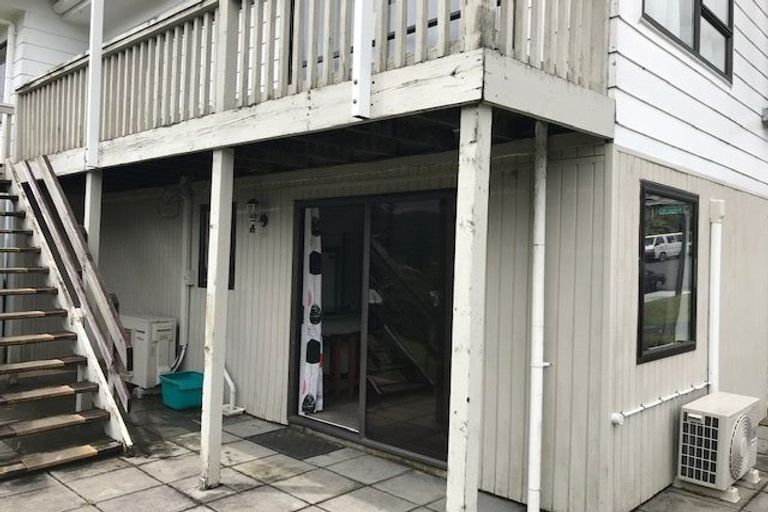 Photo of property in 71 Kingsley Street, Stokes Valley, Lower Hutt, 5019