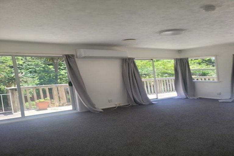 Photo of property in 14 Kirby Street, Glendene, Auckland, 0602