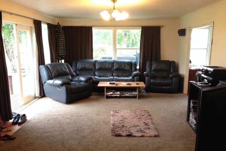 Photo of property in 395 Oroua Road, Kairanga, Palmerston North, 4475