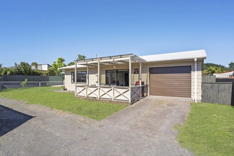 Photo of property in 215a Chartwell Avenue, Whangamata, 3620