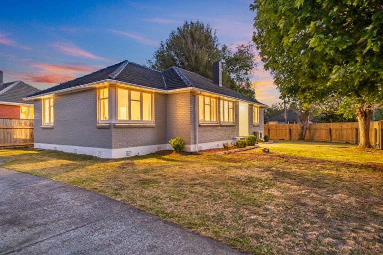 Photo of property in 1/14 Holdsworth Avenue, Trentham, Upper Hutt, 5018