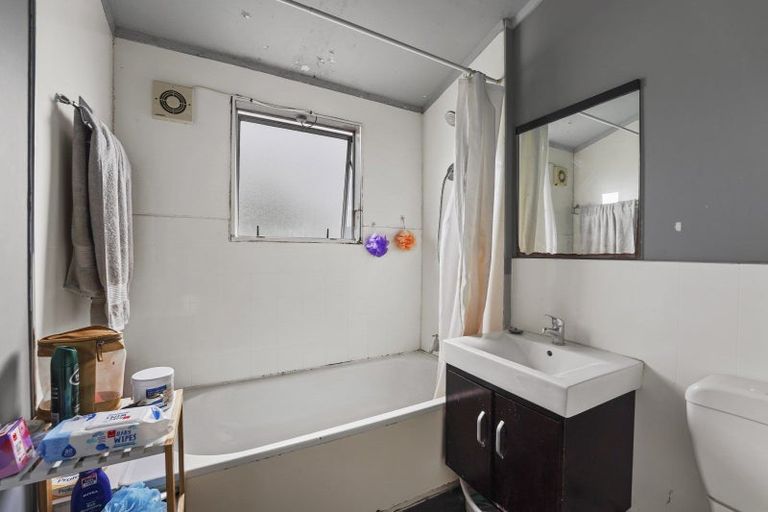 Photo of property in 5/264 Grounsell Crescent, Belmont, Lower Hutt, 5010