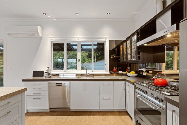 Photo of property in 340 Paremoremo Road, Paremoremo, Auckland, 0632