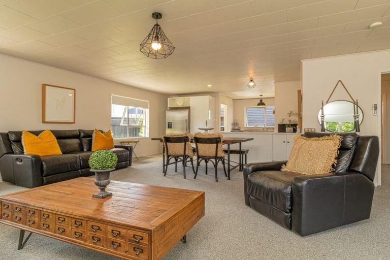 Photo of property in 3/307 Avenue Road West, Hastings, 4122