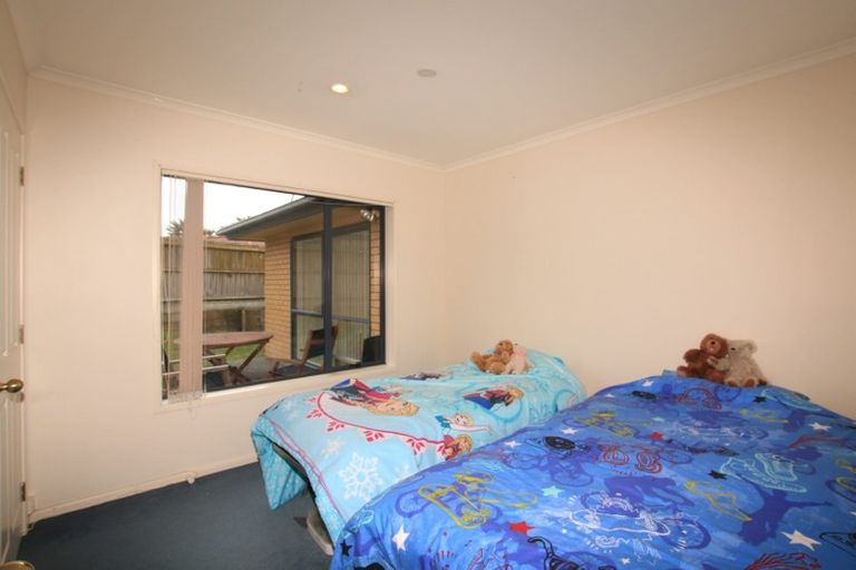 Photo of property in 40 Semillon Avenue, Henderson, Auckland, 0612