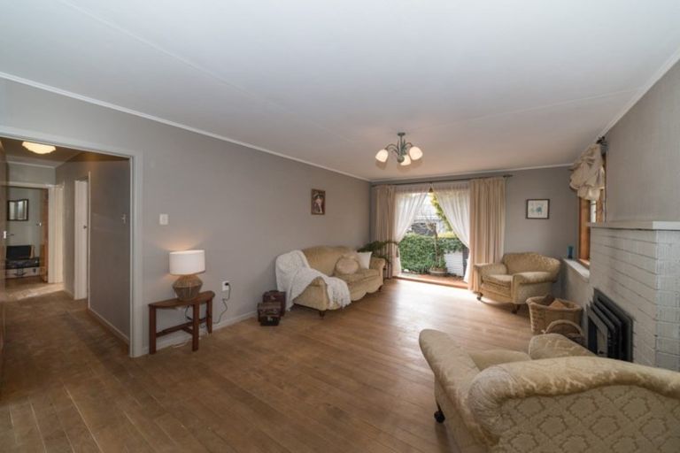 Photo of property in 1 Stoke Place, Awapuni, Palmerston North, 4412