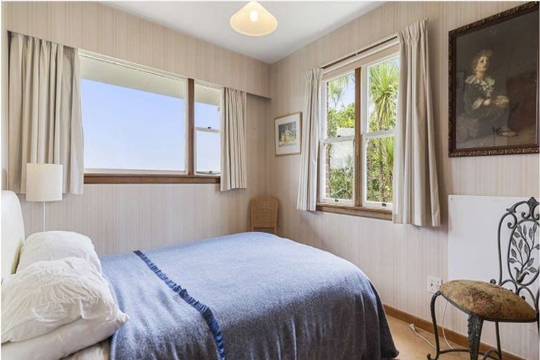 Photo of property in 4 Alton Avenue, Hillcrest, Auckland, 0627