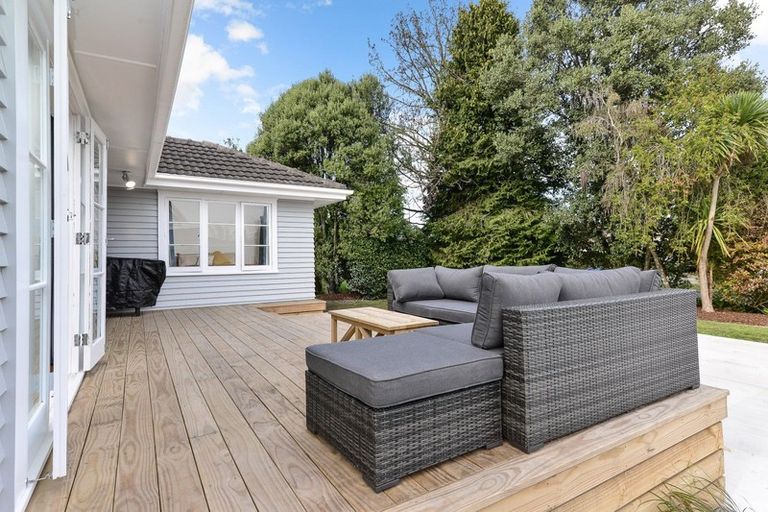 Photo of property in 13 Brocas Avenue, Hillcrest, Hamilton, 3216