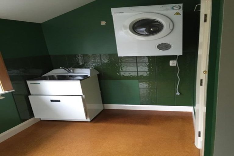 Photo of property in 39 Shelbourne Street, Nelson, 7010