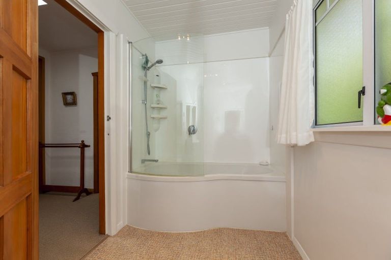 Photo of property in 131 Rosetta Road, Raumati South, Paraparaumu, 5032