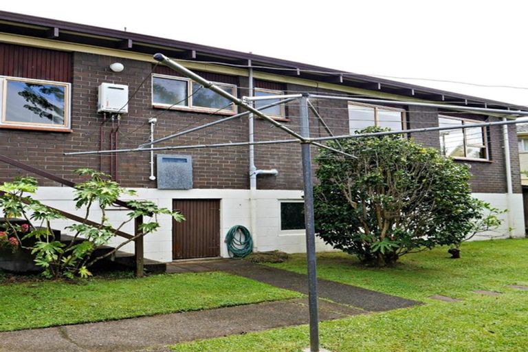 Photo of property in 1/10 Pamela Place, New Lynn, Auckland, 0600