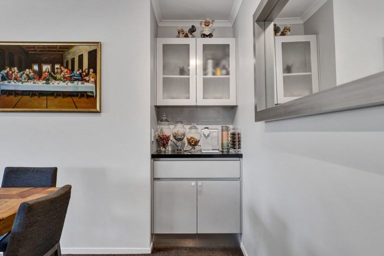 Photo of property in 25 Fernbrook Drive, Hurworth, New Plymouth, 4310