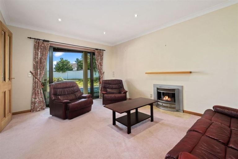 Photo of property in 200a Beacon Point Road, Wanaka, 9305
