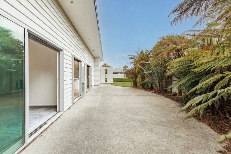 Photo of property in 30a Brougham Street, Westport, 7825