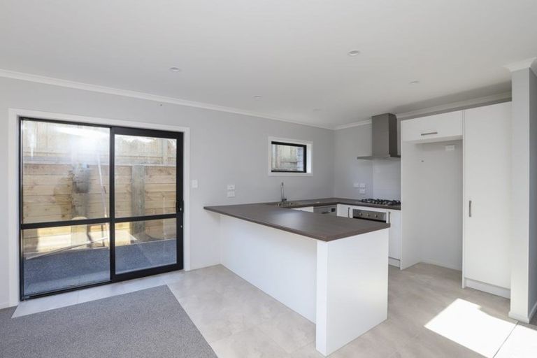 Photo of property in 2/19 Onukutara Place, Huntington, Hamilton, 3281