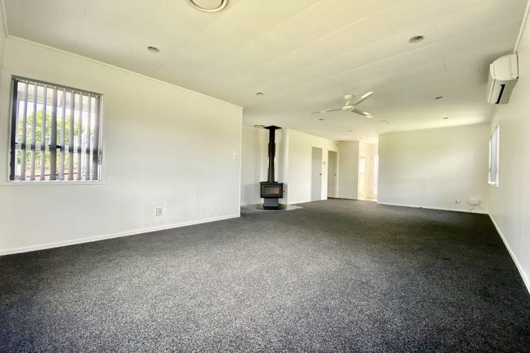Photo of property in 219 Mahia Road, Wattle Downs, Auckland, 2103